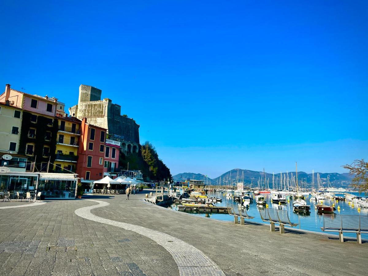 L'Angolo Dei Poeti Lerici Exterior photo